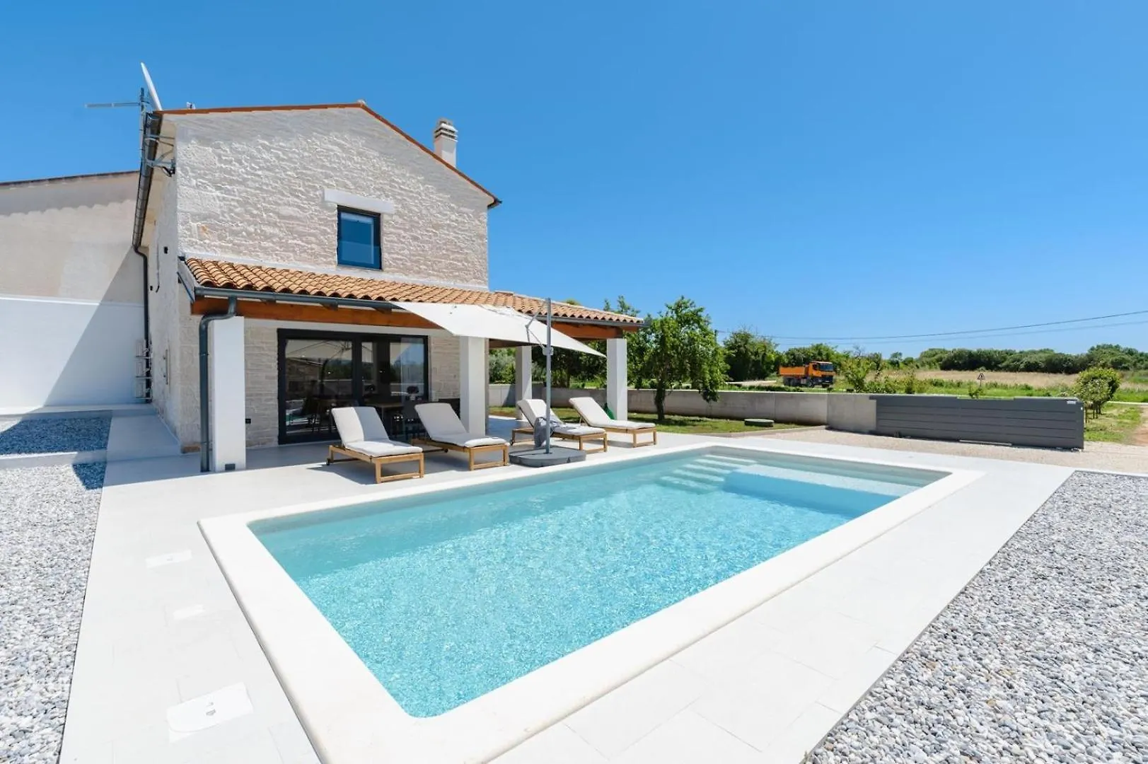 Villa Tonka Valtura